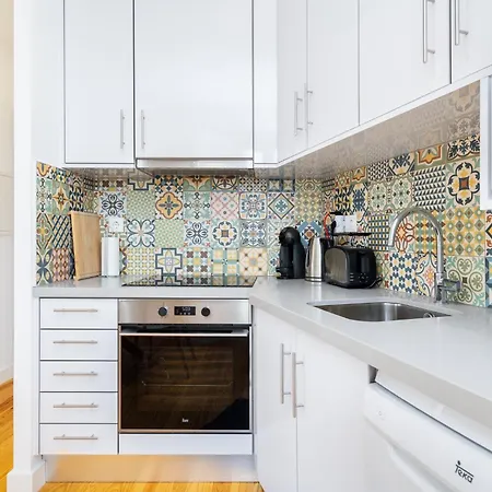 Beato Premium River View In Quiet Area *